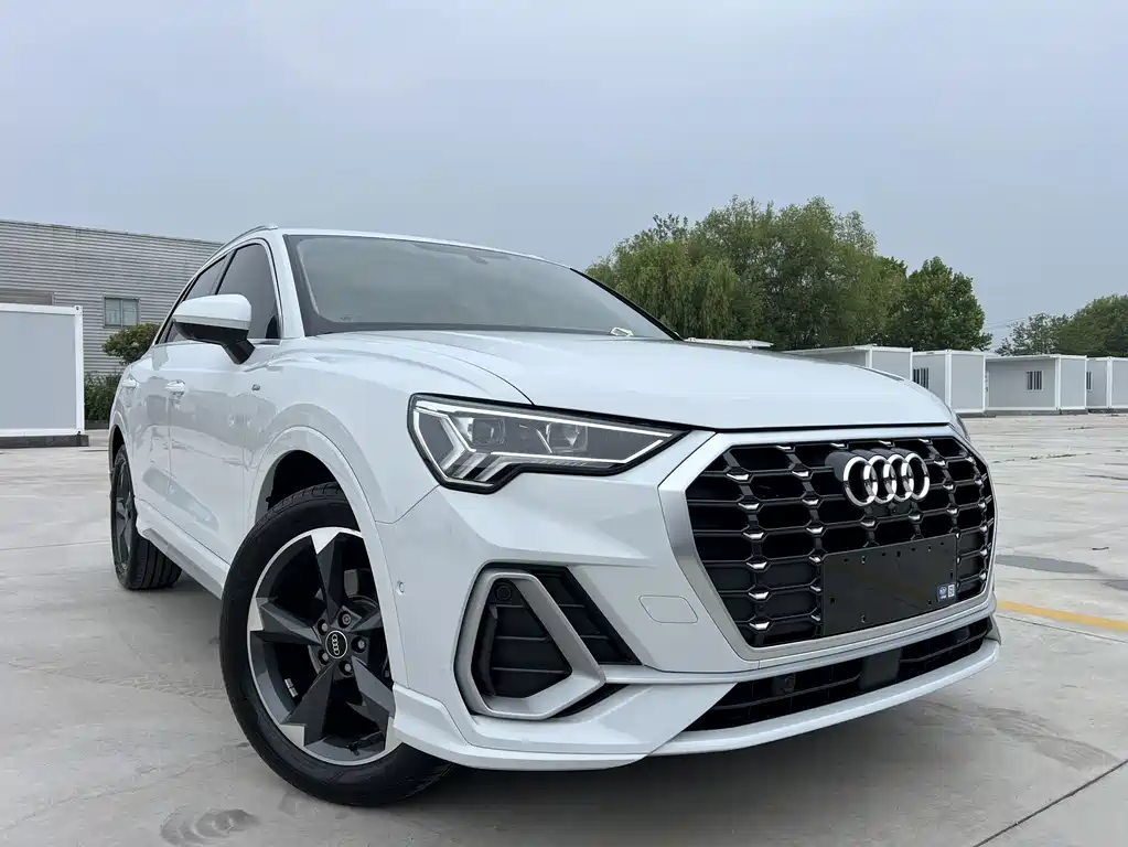 Audi Q3 2023