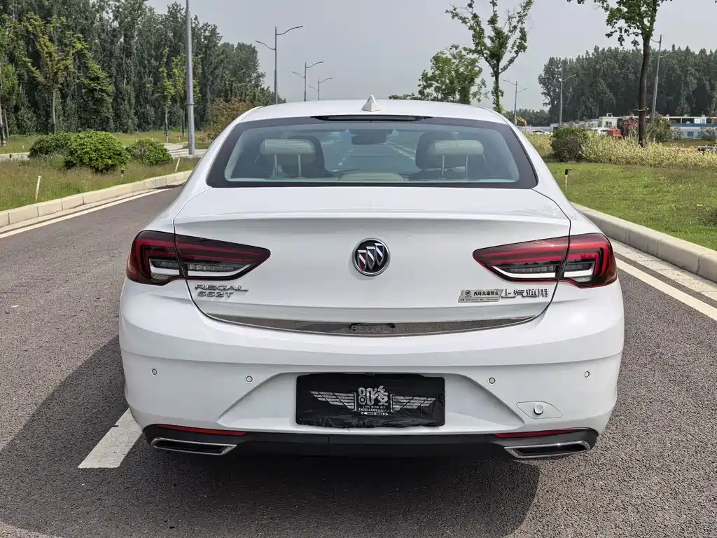 Buick Regal 2021 — фото 22