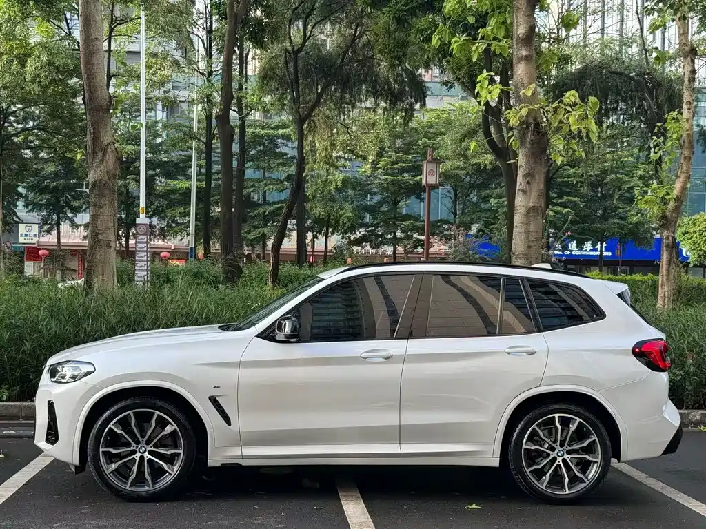 BMW X3 2021