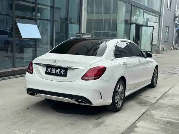 Mercedes-Benz C-Class 2018