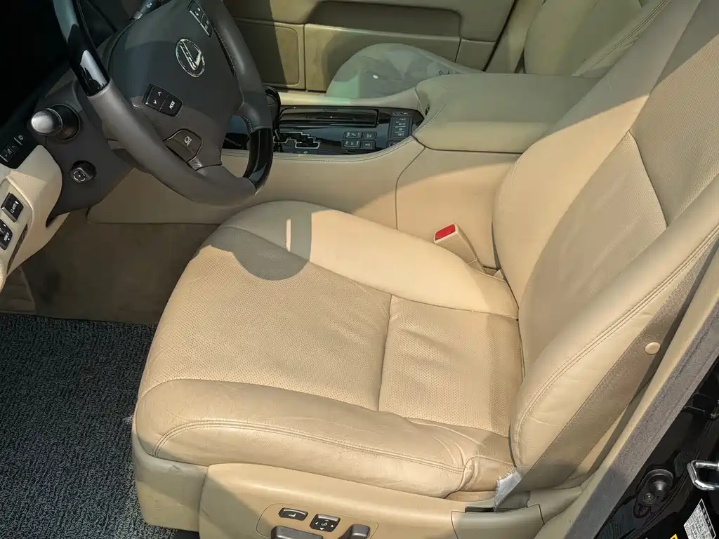 Lexus LS 2009