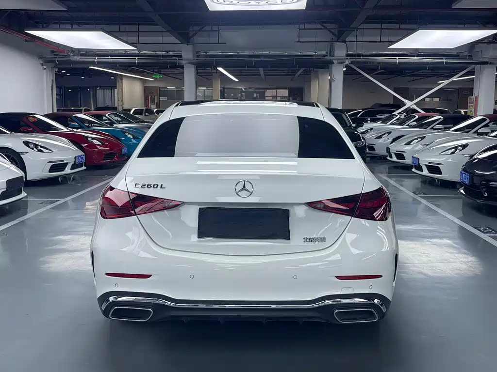 Mercedes-Benz C-Class 2023 — фото 17
