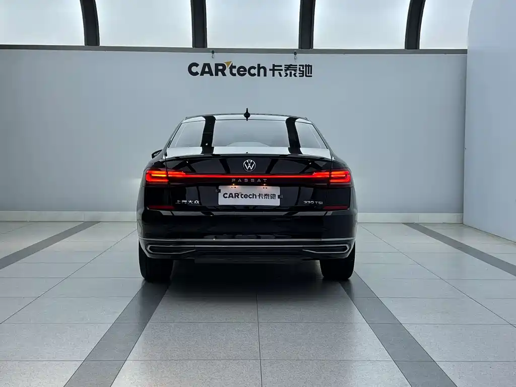 Volkswagen Passat 2023