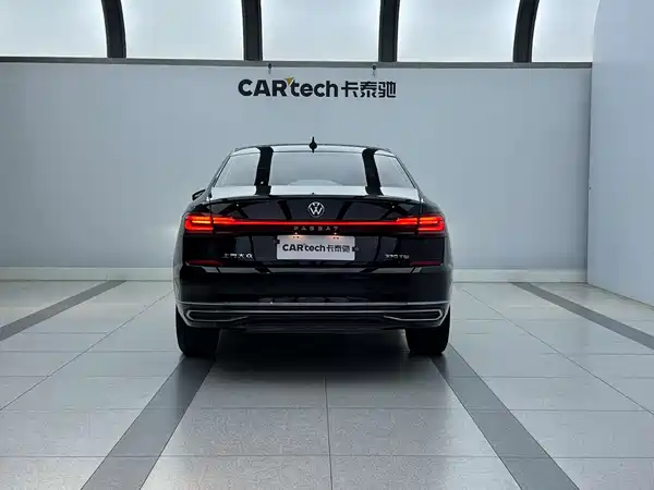Volkswagen Passat 2023