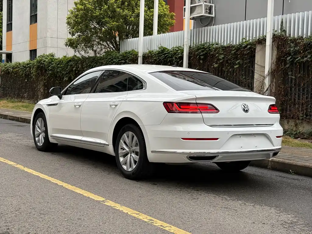 Volkswagen CC 2019 — фото 18