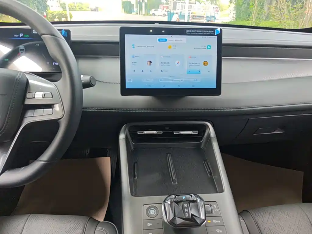BYD Qin PLUS 2025 — фото 13