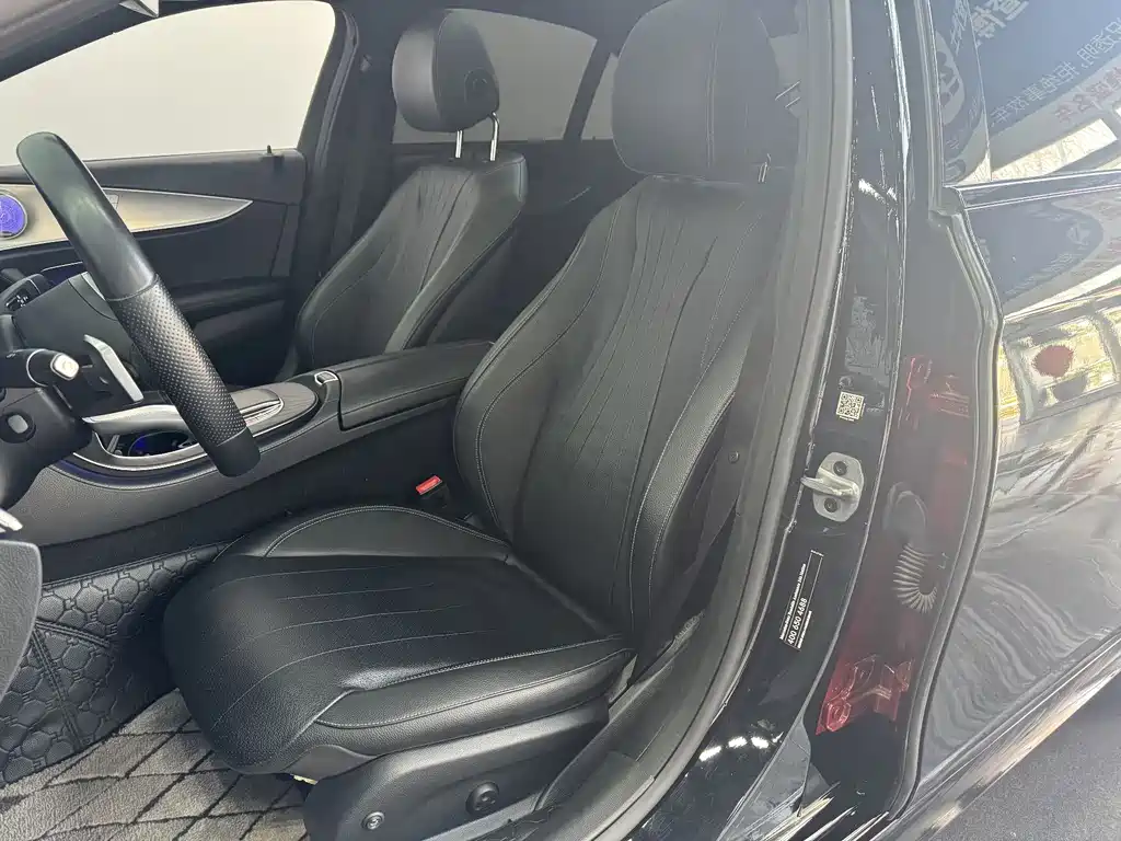 Mercedes-Benz E-Class 2019 — фото 14