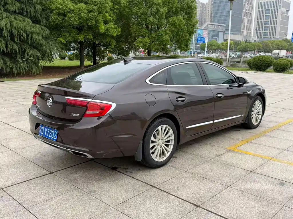 Buick LaCrosse 2019 — фото 9