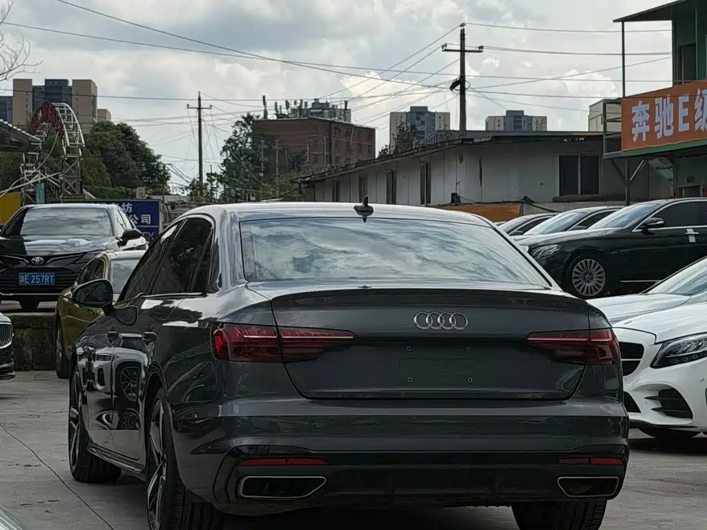 Audi A4L 2022
