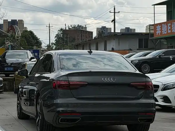 Audi A4L 2022