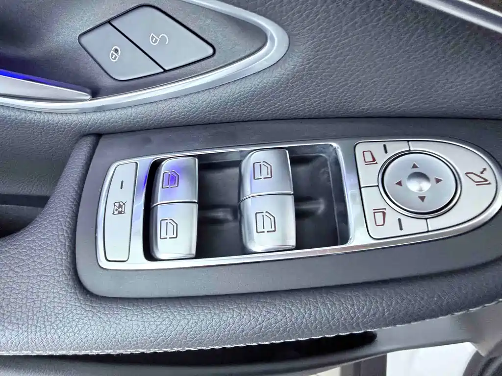 Mercedes-Benz GLC 2022 — фото 15