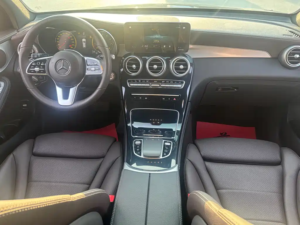 Mercedes-Benz GLC 2020 — фото 12
