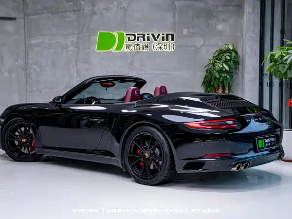 Porsche 911 2016