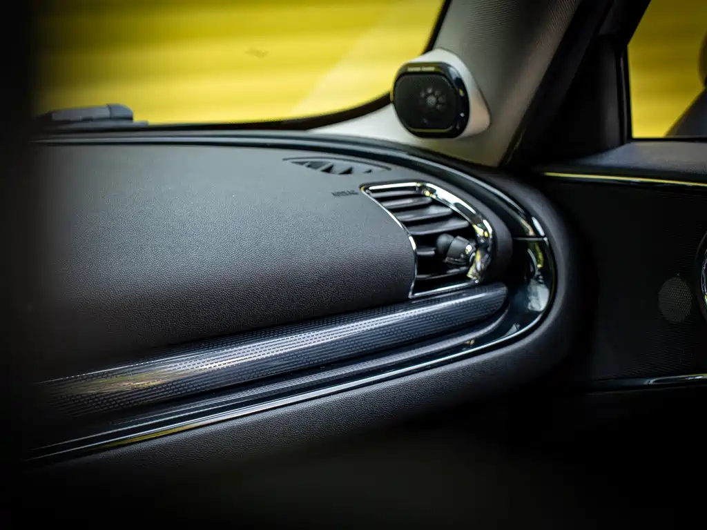 MINI Clubman 2019 — фото 19