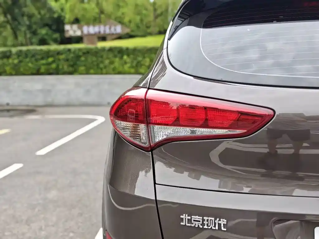 Hyundai Tucson 2015 — фото 26