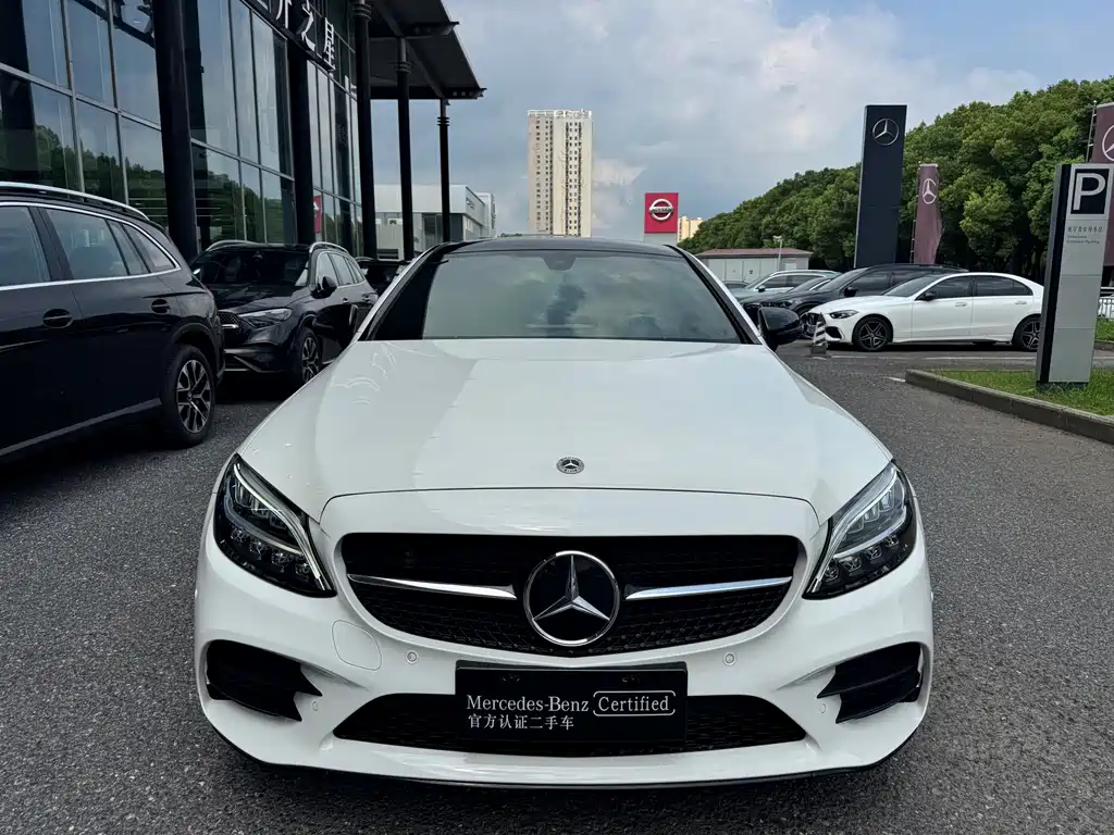 Mercedes-Benz C-Class 2023 — фото 2