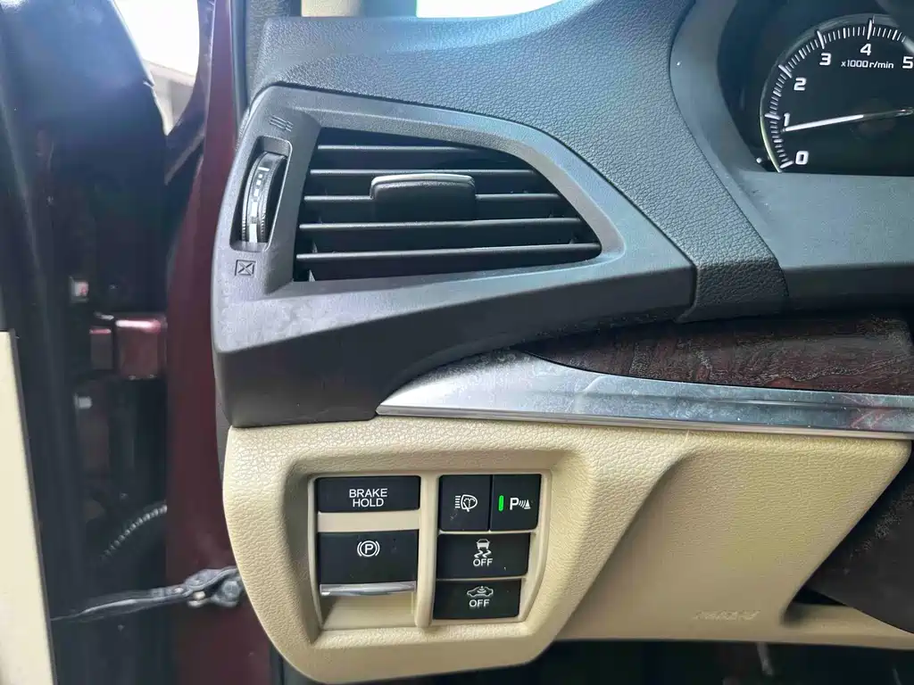 Acura MDX 2016 — фото 14