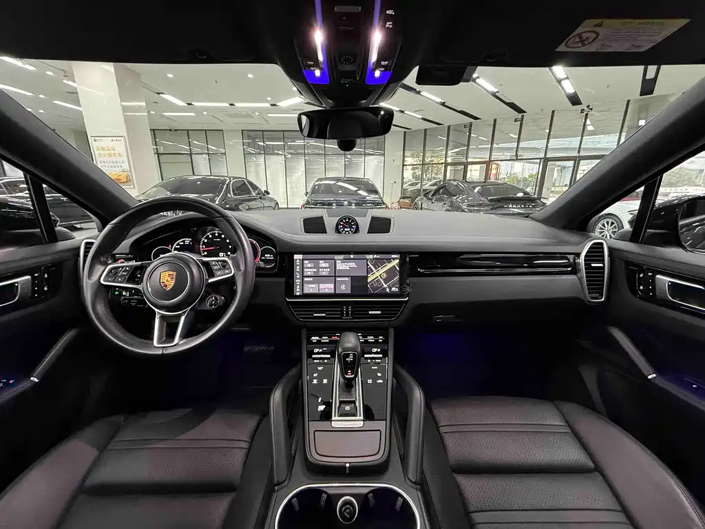 Porsche Cayenne 2019 — фото 15
