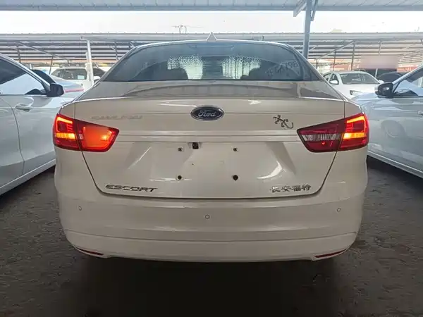 Ford Escort 2018