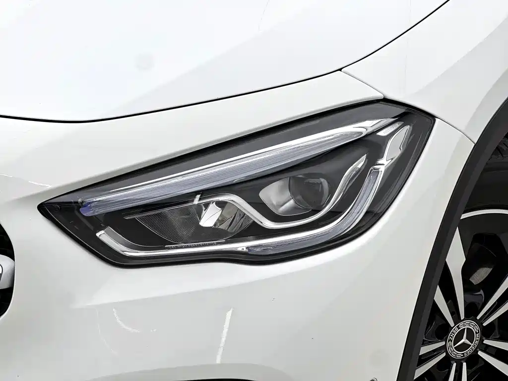 Mercedes-Benz GLA 2023 — фото 16
