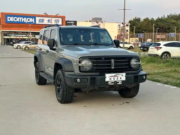 Tank 300 2021