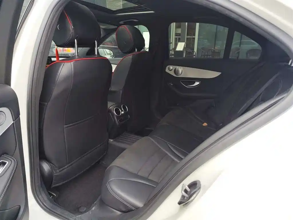 Mercedes-Benz C-Class 2021