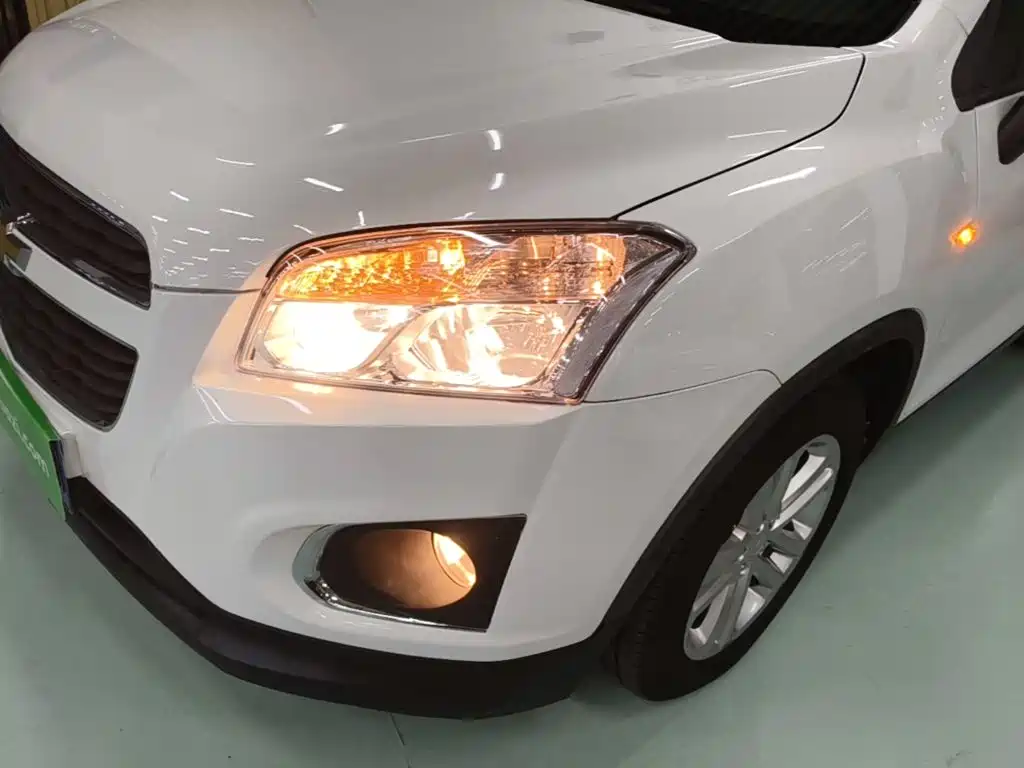 Chevrolet Trax 2015 — фото 24