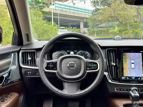 Volvo V90 2019