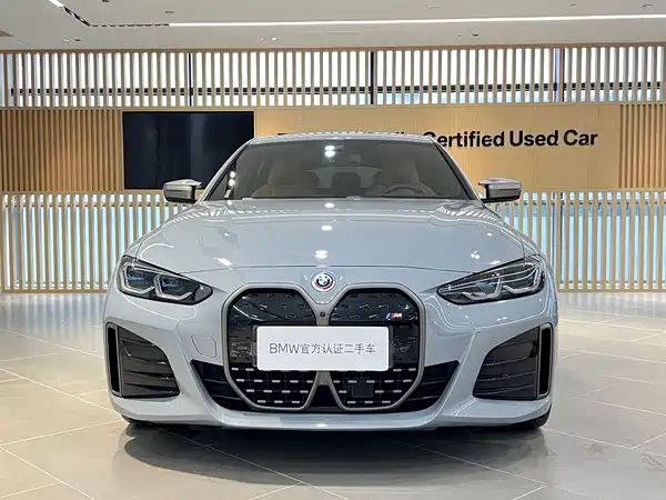 BMW i4 2023