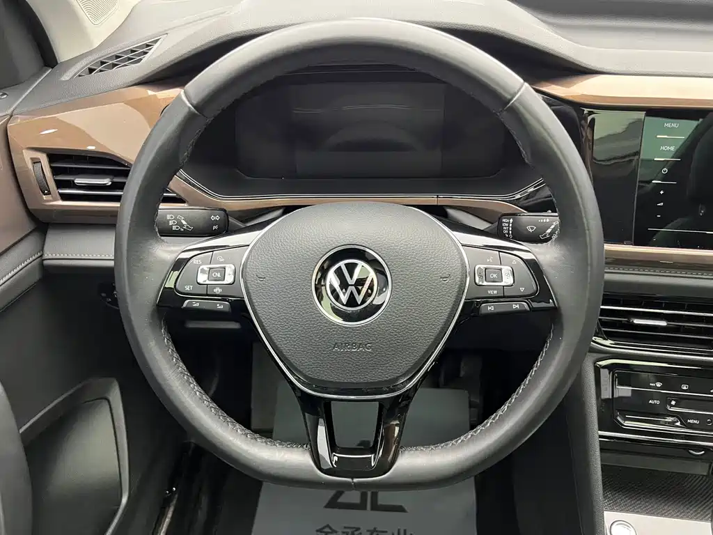 Volkswagen Tharu 2023 — фото 10