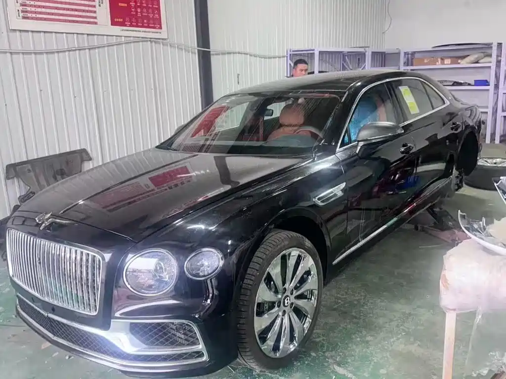 Bentley Flying Spur 2026