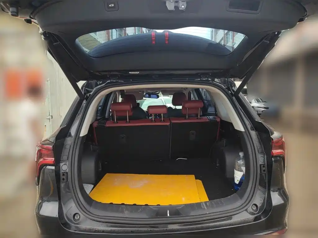 Changan CS75PLUS 2020 — фото 10