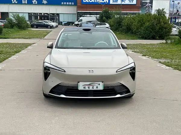 Buick Zhijing L7 2025