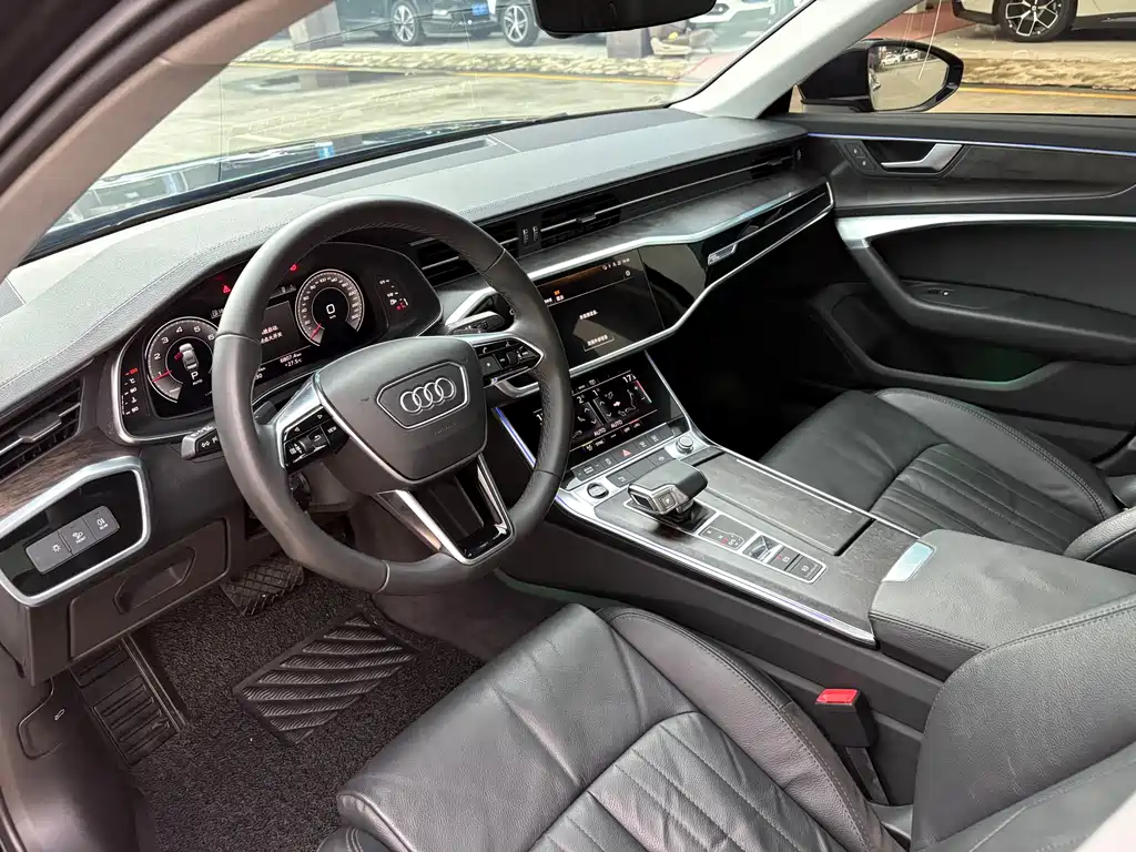 Audi A6L 2022 — фото 16
