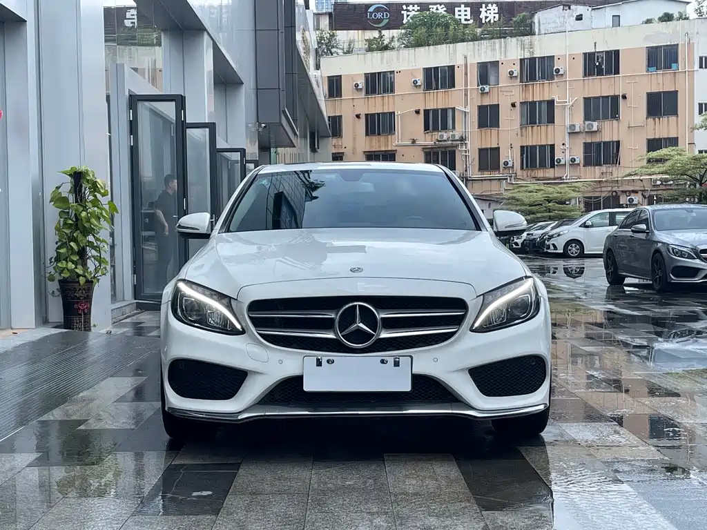 Mercedes-Benz C-Class 2017 — фото 21
