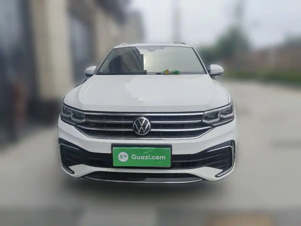 Volkswagen Tiguan L 2023 — фото 24
