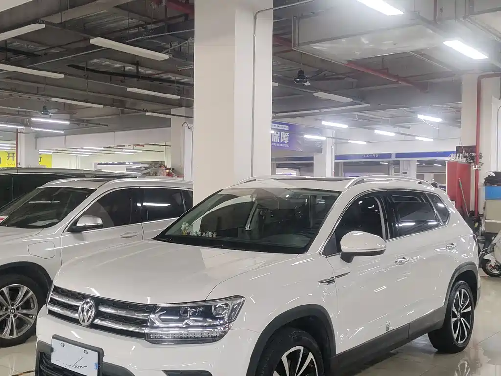 Volkswagen Tharu 2019