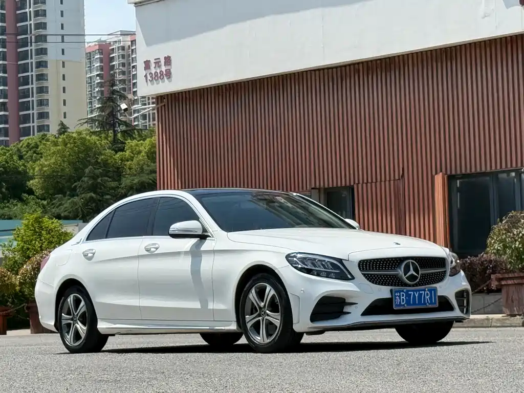Mercedes-Benz C-Class 2020 — фото 6