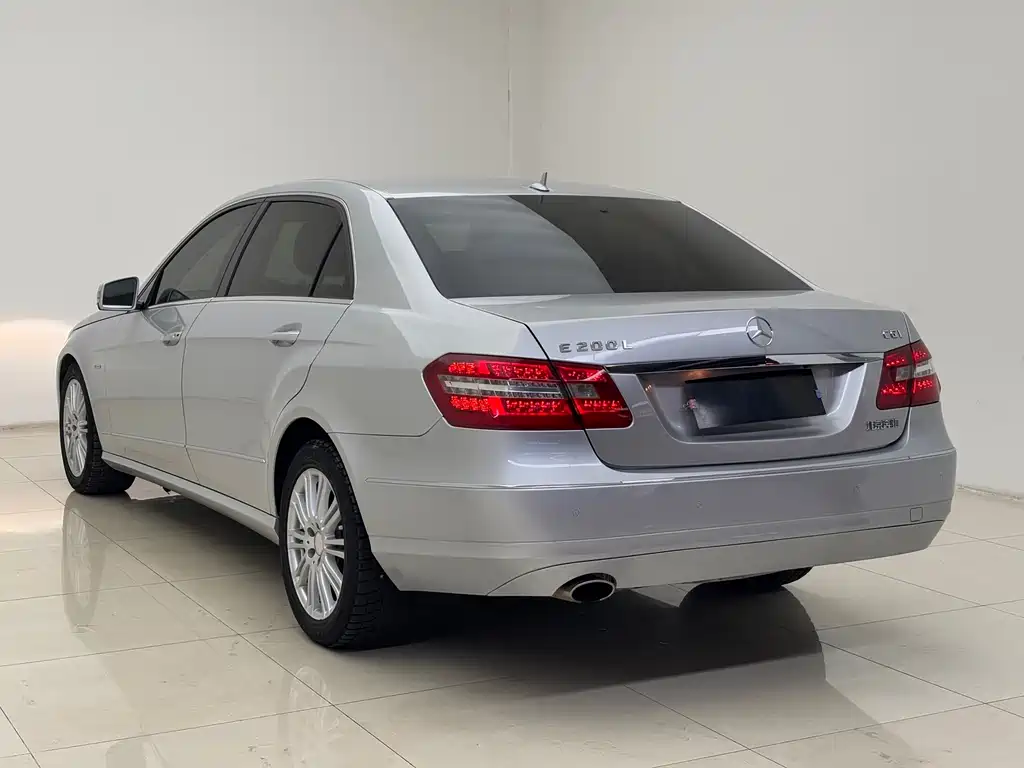 Mercedes-Benz C-Class 2010