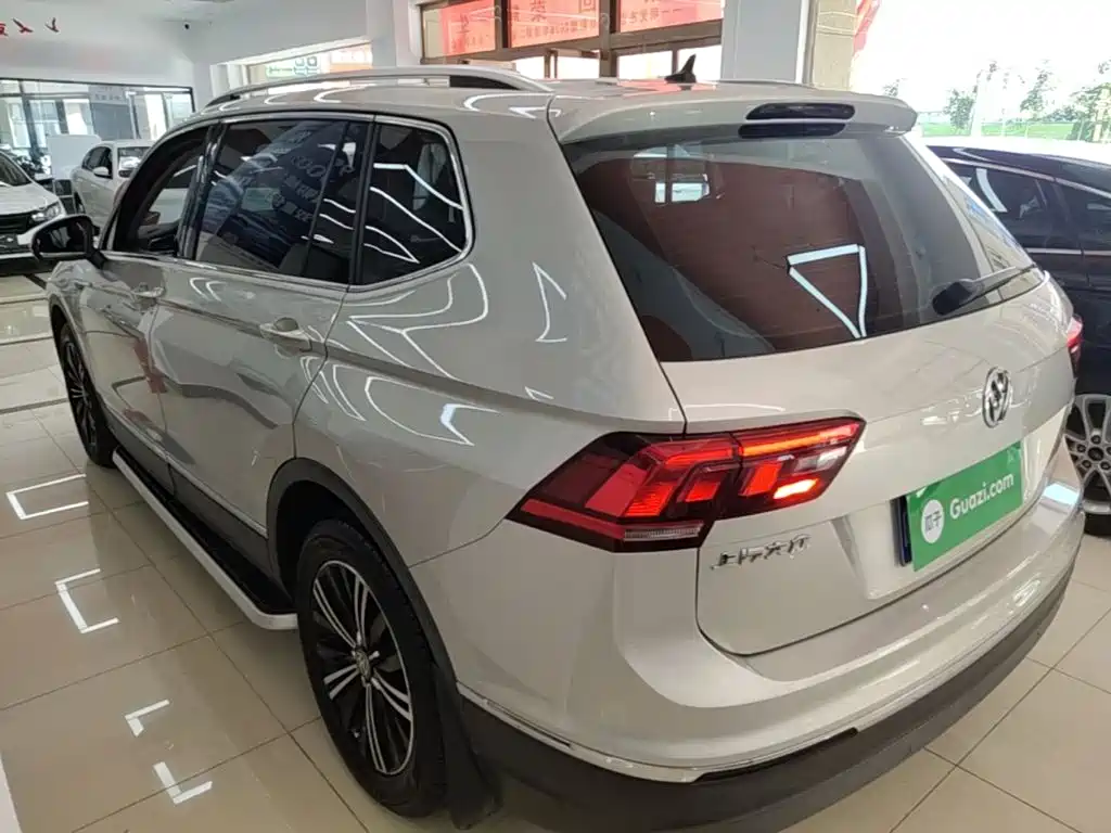 Volkswagen Tiguan L 2019 — фото 23