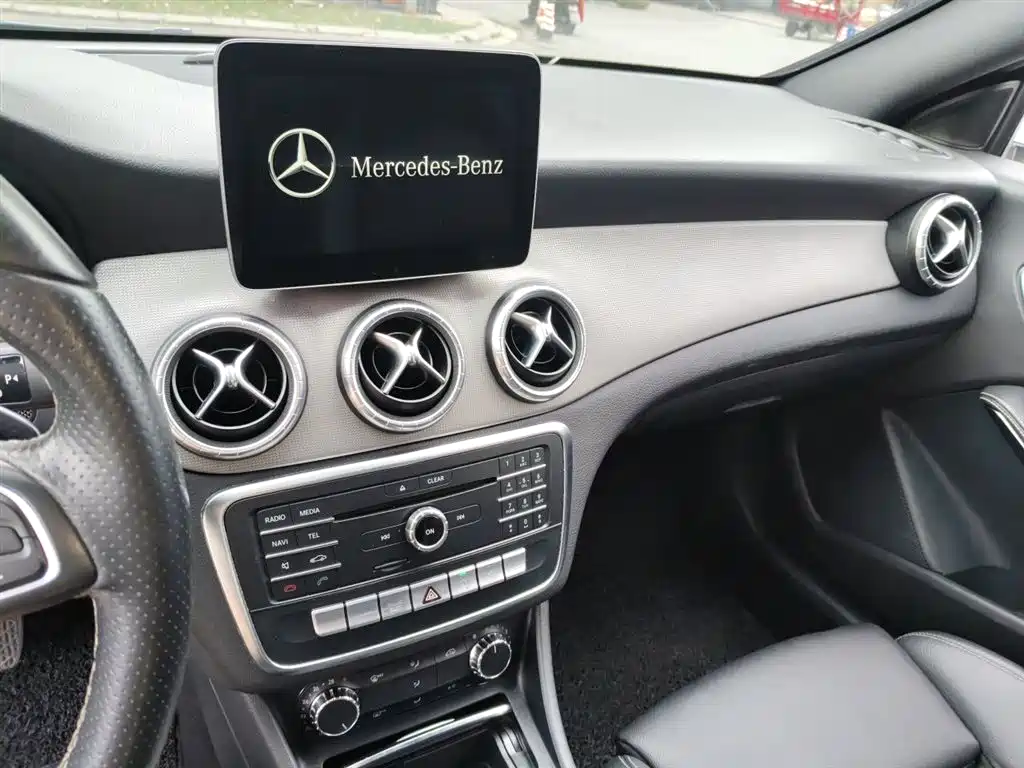Mercedes-Benz CLA 2017 — фото 9