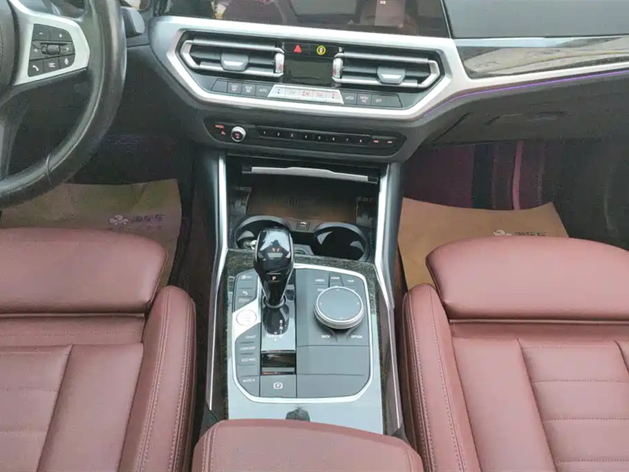 BMW 3 Series 2021 — фото 16
