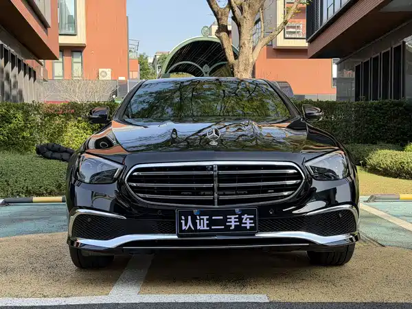 Mercedes-Benz E-Class 2021