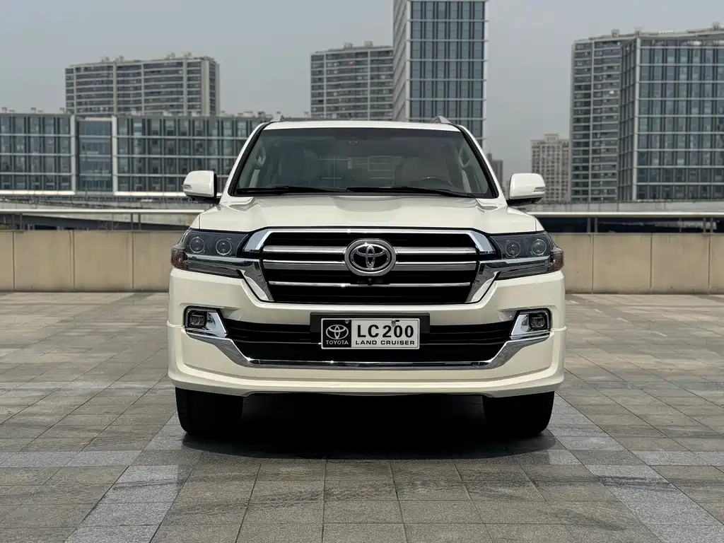Toyota Land Cruiser 2019 — фото 2