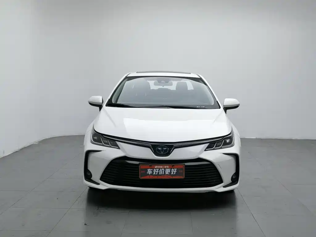 Toyota Corolla 2020 — фото 3
