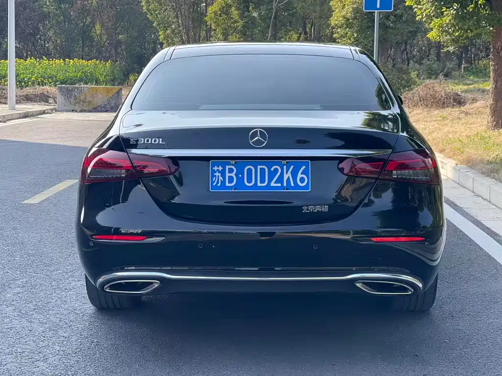 Mercedes-Benz E-Class 2023 — фото 5