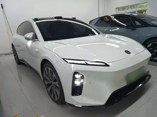 NIO ET5T 2025