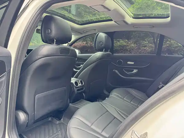 Mercedes-Benz C-Class 2019