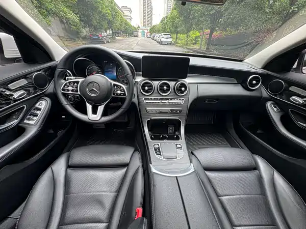 Mercedes-Benz C-Class 2019