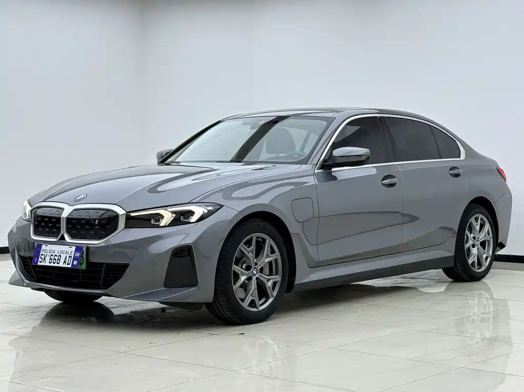 BMW i3 2022